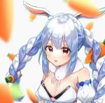  1girl animal_ear_fluff animal_ears bangs bare_shoulders black_leotard blue_hair blurry blush braid breasts bunny_ears carrot_hair_ornament cleavage clothing_cutout depth_of_field don-chan_(usada_pekora) embarrassed eyelashes food_themed_hair_ornament fur_scarf hair_ornament highres hikimayu hololive leotard long_hair looking_at_viewer multicolored_hair nanochi parted_lips red_eyes scarf short_eyebrows small_breasts solo strapless strapless_coat strapless_leotard surprised thick_eyebrows twin_braids twintails two-tone_hair underboob_cutout upper_body usada_pekora virtual_youtuber white_background white_hair white_scarf 