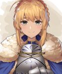  1girl absurdres ahoge armor artoria_pendragon_(all) blonde_hair blue_ribbon blush braid breastplate cape fate/stay_night fate_(series) french_braid fur-trimmed_cape fur_trim gauntlets green_eyes highres looking_at_viewer ribbon saber sefile smile solo upper_body 