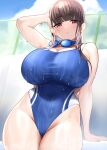  1girl arm_up bare_shoulders black_hair blue_one-piece_swimsuit blue_sky blush breasts cleavage cloud cloudy_sky commentary_request day eyewear_around_neck highleg highleg_swimsuit highres huge_breasts looking_at_viewer omizu_(h2o) one-piece_swimsuit original poolside red_eyes sitting sky solo swim_goggles swimsuit wet wet_clothes wet_swimsuit 