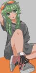  1girl arm_behind_head arm_up black_shirt brown_footwear goggles goggles_on_head green_eyes green_hair grey_background gumi highres knee_up long_hair looking_at_viewer piercing shirt shoes short_sleeves sidelocks simple_background sitting solo tongue tongue_out tongue_piercing vocaloid yusake_san 