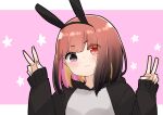  1girl :3 animal_ears bangs black_hairband black_hoodie blonde_hair blush brown_hair bunny_ears closed_mouth commentary_request double_v eyebrows_visible_through_hair hairband hands_up heterochromia highres hood hood_down hoodie i.u.y long_sleeves looking_at_viewer mole mole_under_mouth multicolored_hair original pink_background pink_hair purple_eyes red_eyes short_eyebrows sleeves_past_wrists solo starry_background thick_eyebrows two-tone_background two-tone_hair upper_body v white_background 