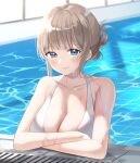  1girl bangs bare_arms blue_eyes blunt_bangs blush breasts brown_hair churi_(oxxchurixxo) cleavage closed_mouth collarbone crossed_arms eyebrows_visible_through_hair grate highres large_breasts lips looking_at_viewer mole mole_under_mouth original partially_submerged pool poolside sidelocks smile solo swimsuit symbol-only_commentary upper_body water_drop wet white_swimsuit 