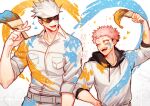  2boys blindfold blush couple covered_eyes fangs gojou_satoru heart highres holding holding_paintbrush hood itadori_yuuji jujutsu_kaisen looking_at_another male_focus multiple_boys open_mouth paint_on_clothes paint_splatter paint_splatter_on_face paintbrush pink_hair shirt short_hair smile upper_body white_hair white_shirt yuyu_qianlan 