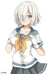  1girl blue_eyes collarbone cowboy_shot gloves grey_skirt hair_ornament hair_over_one_eye hairclip hamakaze_(kancolle) hinase_(jet_hearts) kantai_collection looking_at_viewer neckerchief one-hour_drawing_challenge pleated_skirt school_uniform serafuku short_hair silver_hair simple_background skirt solo white_background white_gloves yellow_neckerchief 