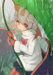  1girl akuma_(st.takuma) animal_ears bat_ears bat_girl bat_wings black_skirt blonde_hair bow bowtie commentary_request eyebrows_visible_through_hair fur_collar fur_trim gloves highres honduran_white_bat_(kemono_friends) kemono_friends leaf leaf_umbrella long_sleeves looking_at_viewer multicolored_hair pantyhose pleated_skirt rain red_bow red_bowtie red_eyes red_gloves red_legwear sailor_collar short_hair skirt solo sweater white_fur white_hair white_sweater wings 