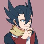  1boy bangs black_hair black_jacket blue_eyes brown_background closed_mouth grimsley_(pokemon) hair_between_eyes hand_up jacket long_sleeves male_focus pkpokopoko3 pokemon pokemon_(game) pokemon_bw raised_eyebrow scarf shirt short_hair sideburns simple_background smile solo spiked_hair symbol-only_commentary upper_body white_shirt yellow_scarf 