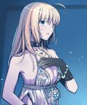  1girl ahoge armpits artoria_pendragon_(fate) artoria_pendragon_(lancer_alter)_(fate) artoria_pendragon_(lancer_alter)_(fate)_(cosplay) bangs bare_arms bare_shoulders black_gloves blonde_hair blush breasts cleavage cosplay eyebrows_behind_hair eyebrows_visible_through_hair fate/grand_order fate/stay_night fate_(series) from_side gloves green_eyes highres jewelry long_hair looking_at_viewer necklace open_mouth royal_icing saber solo underwear yuuma_(u-ma) 