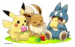  berry_(pokemon) black_eyes closed_eyes commentary_request eating eevee fang grass highres holding munchlax no_humans open_mouth pikachu pokemon pokemon_(creature) rorosuke sitrus_berry sitting smile tongue twitter_username white_background 
