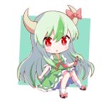  1girl bangs black_footwear border bow chibi dress ex-keine eyebrows_visible_through_hair footwear_bow full_body green_background green_dress green_hair highres holding horn_bow horn_ornament horns kamishirasawa_keine long_hair looking_at_viewer multicolored_hair open_mouth puffy_short_sleeves puffy_sleeves red_bow red_eyes red_neckwear scroll short_sleeves simple_background socks solo touhou toyomagorilla two-tone_hair white_border white_footwear 