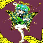  1girl :&gt; antennae aqua_hair arm_up barefoot blush butterfly_wings closed_mouth dress eternity_larva eyebrows_visible_through_hair fairy full_body green_dress hair_between_eyes leaf leaf_on_head multicolored_clothes multicolored_dress purple_background short_hair short_sleeves single_strap smile solo touhou v-shaped_eyebrows wings yellow_eyes yt_(wai-tei) 