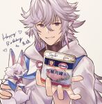  1boy animal can canned_food chinese_commentary commentary_request english_text fate/grand_order fate_(series) fluffy fou_(fate) grin hair_between_eyes heart highres looking_at_viewer merlin_(fate) multicolored_hair short_hair signature silver_hair simple_background siya_ho smile solo upper_body white_background 