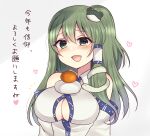  1girl balancing bangs bare_shoulders blush breasts button_gap cleavage commentary_request detached_sleeves eyelashes food frog_hair_ornament fruit green_eyes green_hair hair_ornament heart heart-shaped_pupils highres kochiya_sanae large_breasts long_hair long_sleeves looking_at_viewer nontraditional_miko one_side_up open_mouth orange_(fruit) sidelocks simple_background solo standing subaru_(subachoco) symbol-shaped_pupils touhou translation_request white_background white_sleeves 
