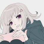  1girl bangs black_jacket blush danganronpa_(series) danganronpa_2:_goodbye_despair etklgsscizgnglq galaga grey_background grin hair_ornament highres hood hood_down jacket light_brown_hair long_sl nanami_chiaki pink_eyes shiny shiny_hair simple_background smile solo teeth thighhighs 