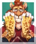  4_toes anthro arcticlion bottomwear clothing digit_ring duo eyewear feet felid foot_focus foot_on_face glasses hi_res hindpaw jewelry leopard lion male male/male mammal pantherine pants paws plantigrade ring shirt toe_ring toes topwear 