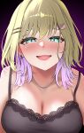  1girl bare_shoulders black_background black_shirt blonde_hair blush breasts cleavage close-up collarbone colored_inner_hair earrings green_eyes hair_between_eyes hair_ornament hairclip highres huge_breasts jewelry kurumi_noah lace-trimmed_shirt lace_trim lips looking_at_viewer medium_hair multicolored_hair necklace open_mouth pink_hair prsdubstep purple_background raised_eyebrows shirt smile solo tongue two-tone_background two-tone_hair virtual_youtuber vspo! 