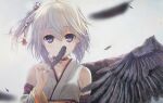  1girl ai_(re:lief) bangs blue_eyes blurry blurry_foreground choker closed_mouth collarbone detached_sleeves eyebrows_visible_through_hair feathered_wings feathers grey_background grey_wings hair_between_eyes holding holding_feather japanese_clothes kimono kurotuki_nn long_sleeves looking_at_viewer medium_hair re:lief_~shin&#039;ai_naru_anata_e~ red_choker side_ponytail silver_hair single_wing sleeveless sleeveless_kimono smile solo upper_body white_kimono white_sleeves wings 