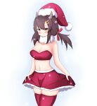  1girl alternate_costume azur_lane bangs bare_shoulders blush bow breasts brown_hair christmas cleavage clothes_lift collarbone eyebrows_visible_through_hair fur_scarf fur_trim gradient gradient_background hair_between_eyes hair_bow hair_ornament hairclip hat highres horns large_breasts looking_at_viewer low_twintails medium_hair midriff nagara_(azur_lane) navel orange_eyes red_bow red_legwear red_skirt remingu santa_costume santa_hat scarf short_twintails sidelocks skindentation skirt skirt_lift smile snow solo strapless thighhighs twintails white_scarf zettai_ryouiki 
