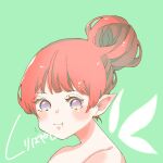  1girl blush closed_mouth disembodied_wing dot_nose eyebrows eyebrows_behind_hair fairy fairy_wings green_background hair_bun highres kuribayashi_nagi looking_at_viewer peter_pan_(disney) pointy_ears red_hair short_hair solo tinker_bell_(disney) upper_body wings 