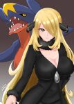  1girl absurdres amamiya_kure arm_behind_back black_coat black_shirt blonde_hair breasts cleavage coat cynthia_(pokemon) dated fur-trimmed_coat fur_collar fur_trim garchomp gradient gradient_background grey_background grey_eyes grin hair_over_one_eye highres large_breasts light_particles long_hair looking_at_viewer pokemon pokemon_(creature) pokemon_(game) pokemon_dppt sharp_teeth shirt signature smile teeth upper_body very_long_hair 