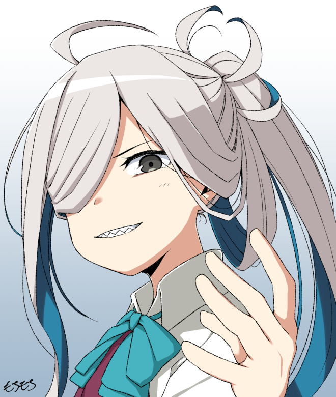 1girl ahoge aqua_bow aqua_bowtie asashimo_(kancolle) bow bowtie collared_shirt commentary_request gradient gradient_background grey_background grey_eyes grey_hair hair_over_one_eye halterneck kantai_collection long_hair moti_coi one-hour_drawing_challenge parted_lips ponytail sharp_teeth shirt solo teeth upper_body white_background white_shirt