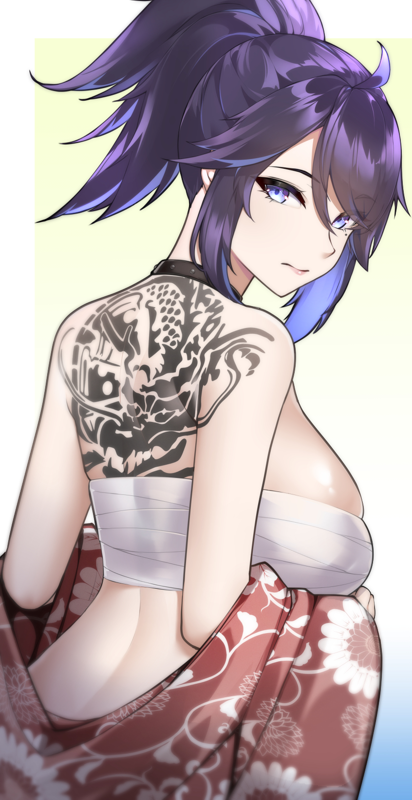 1girl back_tattoo black_choker black_hair blue_eyes blue_hair breasts choker commission english_commentary from_behind highres kaiend kson large_breasts looking_at_viewer multicolored_hair ponytail sarashi skindentation solo souchou streaked_hair tattoo upper_body virtual_youtuber vshojo