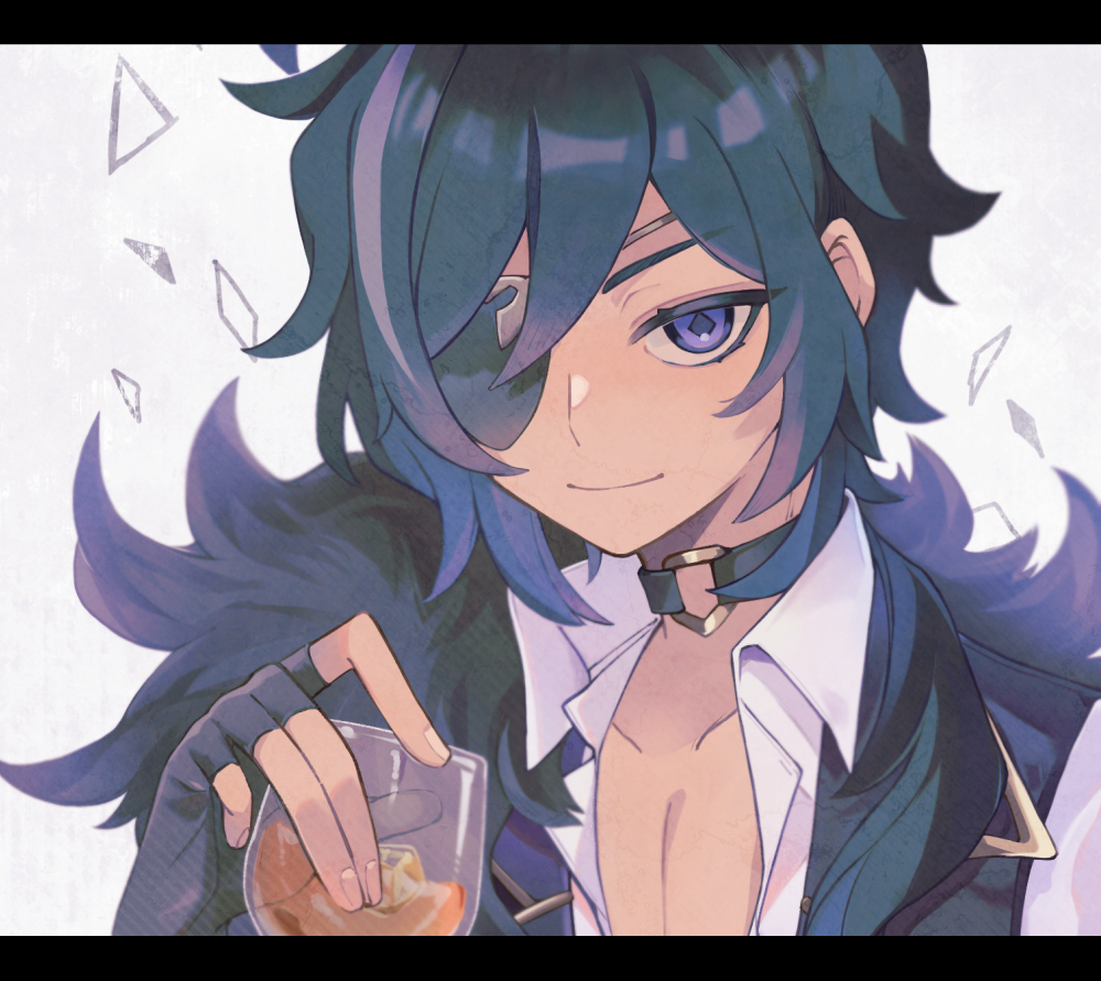 1boy alcohol black_choker black_gloves black_vest blue_eyes blue_hair choker closed_mouth collarbone collared_shirt commentary_request cup dark-skinned_male dark_skin eyepatch fingerless_gloves fur_trim genshin_impact gloves hair_over_shoulder hand_up holding holding_cup ice ice_cube kaeya_(genshin_impact) koma_(km_mmmk) lapels letterboxed long_hair looking_at_viewer male_focus multicolored_hair one_eye_covered open_collar parted_bangs pectoral_cleavage pectorals ponytail shirt sidelocks simple_background smile solo streaked_hair swept_bangs tumbler_glass upper_body vest white_background white_shirt wing_collar