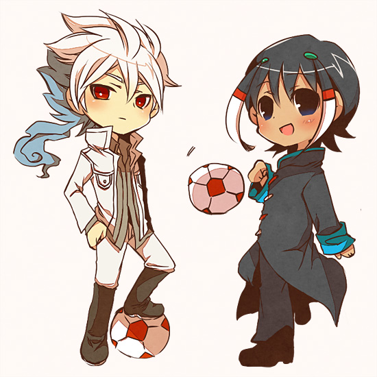 2boys ball bangs black_coat black_footwear black_hair blue_hair blush boots closed_mouth coat expressionless full_body grey_hair grey_shirt hair_between_eyes hakuryuu_(inazuma_eleven) inazuma_eleven_(series) inazuma_eleven_go jacket long_hair long_sleeves looking_at_viewer male_focus multicolored_hair multiple_boys open_mouth pants ponytail red_eyes shirt shuu_(inazuma_eleven) simple_background smile soccer_ball uru_uzuki white_background white_hair white_jacket white_pants