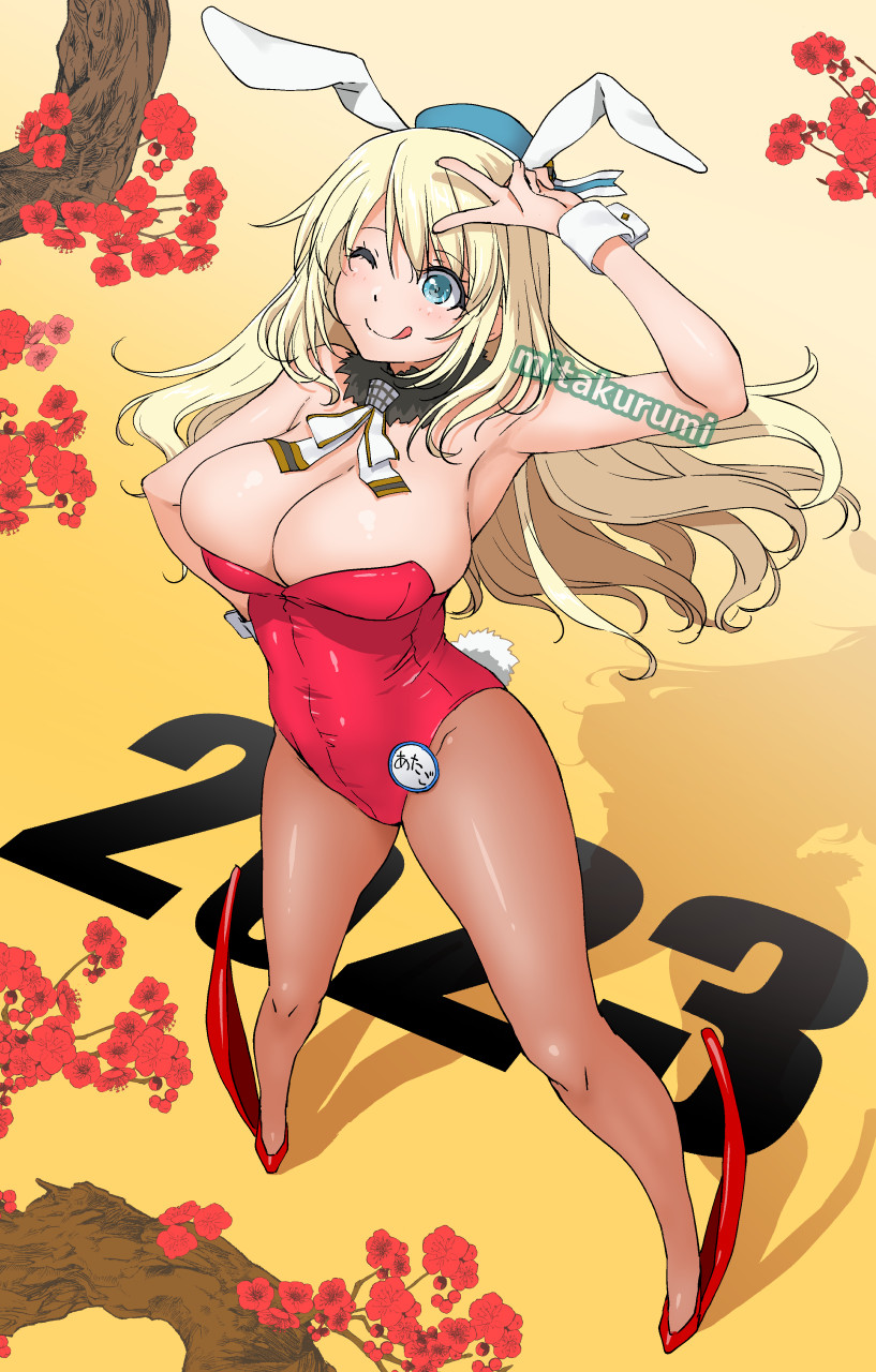 1girl 2023 animal_ears ascot atago_(kancolle) beret blonde_hair blue_headwear breasts cleavage commentary_request detached_collar flower green_eyes hat highres kantai_collection large_breasts leotard long_hair mita_kurumi pantyhose playboy_bunny rabbit_ears rabbit_tail red_leotard solo standing strapless strapless_leotard tail tongue tongue_out v white_ascot wrist_cuffs