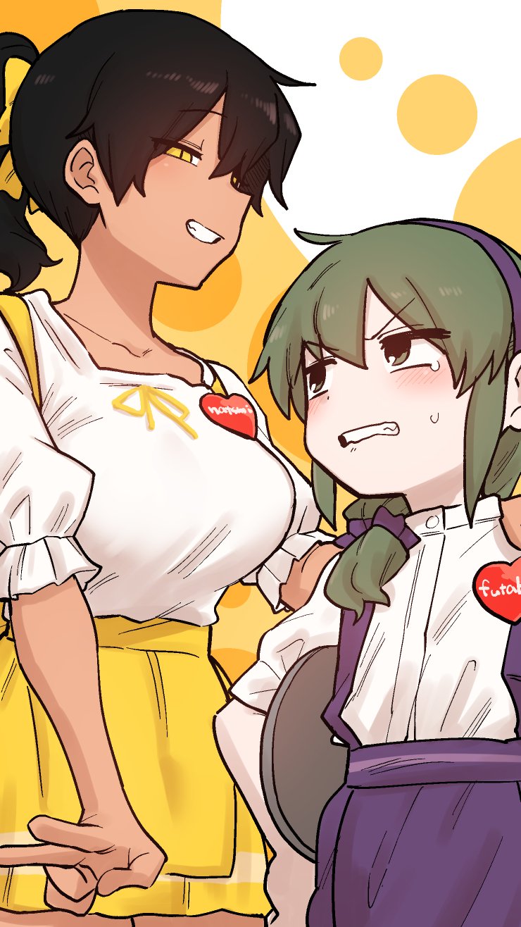 2girls anna_miller apron black_hair blouse blush breast_envy breasts fang flat_chest glaring green_eyes green_hair highres igarashi_futaba_(shiromanta) kurobe_natsumi_(shiromanta) large_breasts medium_hair multiple_girls name_tag petite ponytail senpai_ga_uzai_kouhai_no_hanashi shiromanta shirt short_hair sidelocks slit_pupils smirk smug underbust waitress white_shirt yellow_eyes