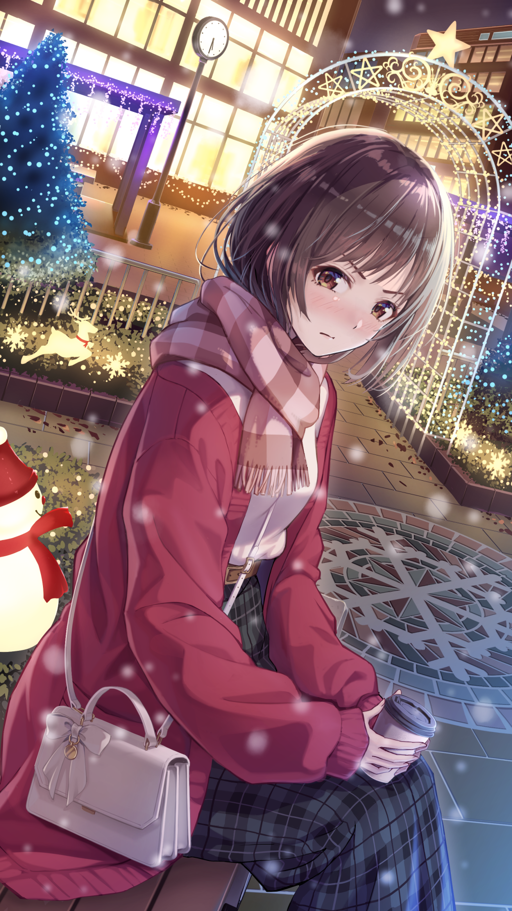 1girl bag belt bench bow brown_belt brown_eyes brown_hair brown_scarf christmas christmas_lights christmas_tree clock closed_mouth coffee coffee_cup cup disposable_cup dutch_angle grey_skirt hat highres holding holding_cup jacket long_skirt long_sleeves looking_at_viewer macha0331 night open_clothes open_jacket original outdoors pentagram plaid plaid_skirt red_headwear red_jacket red_scarf santa_hat scarf short_hair shoulder_bag sitting skirt snowing snowman solo star_(symbol) striped striped_scarf sweater v-shaped_eyebrows white_bag white_bow white_sweater