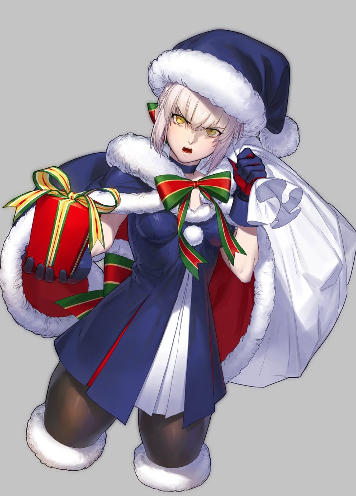 1girl artoria_pendragon_(fate) azusa_(hws) back_bow black_cape black_choker black_dress black_gloves black_headwear black_pantyhose blonde_hair bow bowtie cape choker christmas_present cropped_legs dress dutch_angle fate/grand_order fate_(series) fur-trimmed_cape fur-trimmed_dress fur-trimmed_headwear fur_trim gift gloves green_bow green_bowtie grey_background hair_between_eyes hair_bow hat holding holding_gift holding_sack incoming_gift looking_at_viewer open_mouth pantyhose red_bow red_bowtie sack santa_alter santa_hat short_dress simple_background sleeveless sleeveless_dress solo striped striped_bow striped_bowtie teeth two-sided_cape two-sided_fabric two-tone_bow two-tone_bowtie yellow_eyes