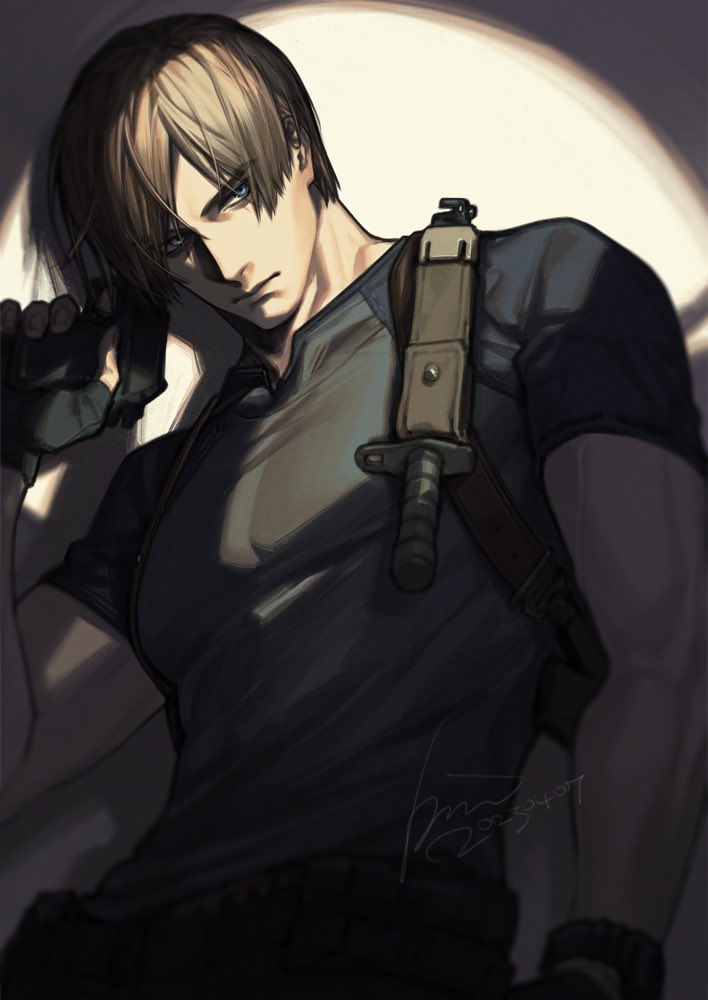 1boy black_gloves blonde_hair blue_eyes closed_mouth dated gloves gun handgun harness holding holding_gun holding_weapon knife leon_s._kennedy looking_at_viewer male_focus no_sense_of_shame parted_bangs resident_evil resident_evil_4 resident_evil_4_(remake) shirt short_hair short_sleeves signature solo spotlight tight tight_shirt toned toned_male upper_body weapon