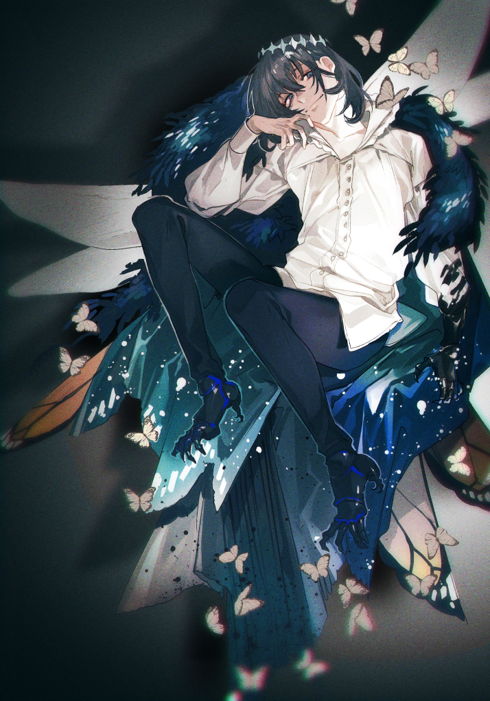 1boy arthropod_boy black_pants blue_eyes bug butterfly butterfly_wings cape collared_shirt crown diamond_hairband dragonfly_wings fate/grand_order fate_(series) full_body fur-trimmed_cape fur_trim grey_hair insect_wings kyouichi long_sleeves looking_at_viewer male_focus medium_hair oberon_(fate) oberon_(third_ascension)_(fate) pants shirt smile solo white_shirt wings