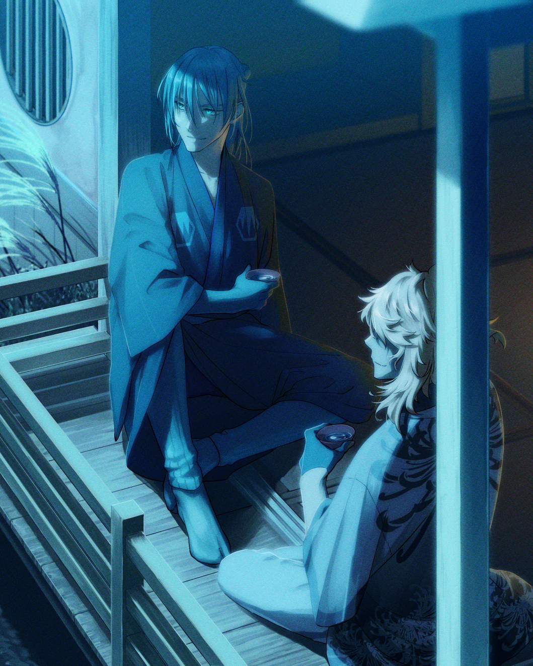 2boys alcohol arm_at_side black_gloves blue_kimono closed_mouth cup floral_print from_above from_outside gloves glowing glowing_eyes grass grey_hair hand_up haori highres ichimonji_norimune indian_style japanese_clothes kimono knee_up leg_warmers long_sleeves looking_to_the_side magoroku_kanemoto_(touken_ranbu) male_focus medium_hair moonlight multiple_boys night no_shoes on_floor ponytail profile railing rawshirasudon round_window sakazuki sake sitting smile tabi tatami touken_ranbu veranda wide_sleeves window wooden_floor