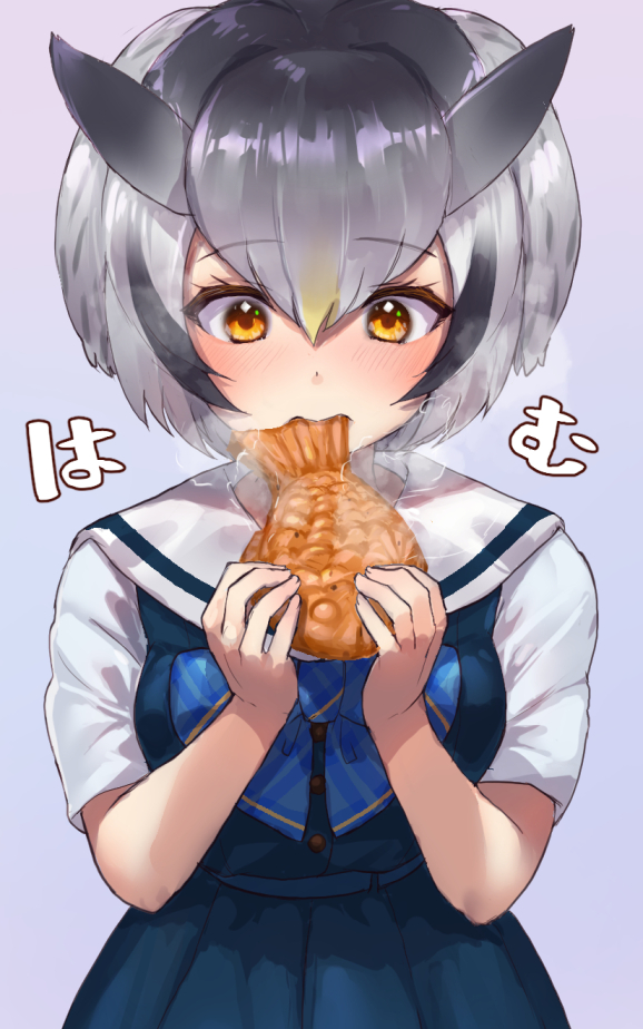 1girl animal_ears bird_ears bird_girl bird_wings blonde_hair blue_bow blue_bowtie blue_dress blush bow bowtie dress eating food grey_hair hair_between_eyes head_wings kemono_friends kemono_friends_3 multicolored_hair northern_white-faced_owl_(kemono_friends) official_alternate_costume orange_eyes owl_ears owl_girl plaid plaid_bow plaid_bowtie pleated_dress sailor_collar school_uniform short_hair short_sleeves sidelocks solo tadano_magu taiyaki two-tone_dress upper_body wagashi white_dress white_hair wings