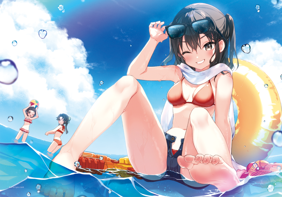 3girls barefoot bikini black_hair blue_sky blush brown_eyes eyewear_on_head full_body jintsuu_(kancolle) kantai_collection koruri looking_at_viewer multiple_girls naka_(kancolle) ocean outdoors red_bikini scarf sendai_(kancolle) shorts sky smile sunglasses swimsuit two_side_up water white_scarf