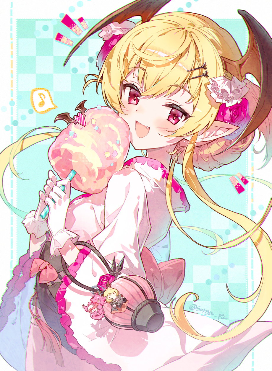 1girl alternate_costume blonde_hair blush border commentary cotton_candy fangs food gloves granblue_fantasy green_background hair_bun hair_up head_wings highres holding holding_food japanese_clothes kimono lantern long_hair looking_at_viewer musical_note official_alternate_costume open_mouth pink_kimono plaid plaid_background pointy_ears red_eyes solo soriya spoken_musical_note twintails twitter_username upper_body vampy white_background white_gloves wings yukata