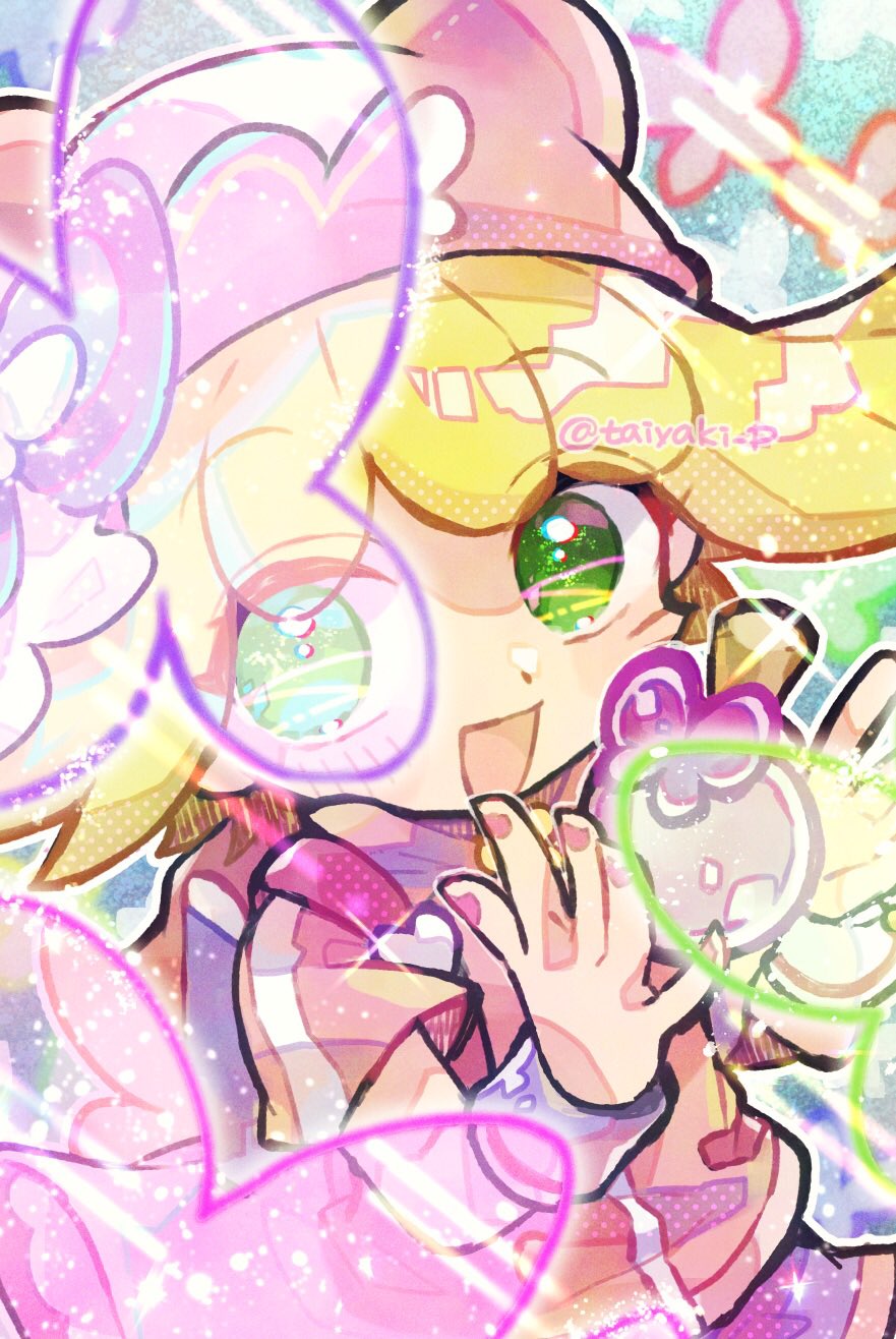 1girl amitie_(puyopuyo) blonde_hair bug butterfly commentary doradorakingyo fingernails glowing_butterfly green_eyes highres looking_at_viewer nail_polish open_mouth pink_bag pink_headwear pink_nails pink_shirt purple_footwear puyopuyo puyopuyo_fever shirt short_hair solo sparkle symbol-only_commentary twitter_username vial