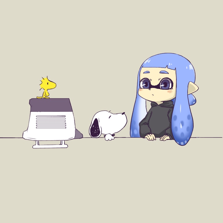 1girl bird black_hoodie blue_eyes blue_hair blush closed_mouth crossover dog hood hoodie inkling inkling_girl long_hair long_sleeves peanuts pointy_ears sakamoto_(09) slosher_(splatoon) snoopy splatoon_(series) tentacle_hair woodstock