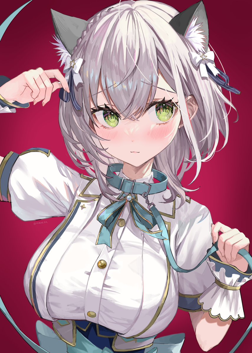 1girl animal_ears blush bow braid breasts buttons cat_ears closed_mouth collar fingernails green_eyes grey_hair hair_between_eyes hair_bow hair_ornament holding holding_leash hololive large_breasts leash paw_pose red_background rum_raisin_(chihiromakita19) shirogane_noel shirt short_hair short_sleeves sidelocks simple_background skirt smile solo standing