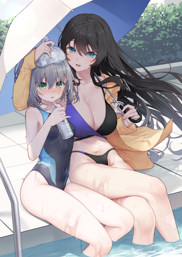 2girls arm_up armband bare_arms bare_shoulders bikini black_bikini black_hair black_one-piece_swimsuit blue_eyes bottle breasts brown_jacket cleavage commentary_request covered_navel day green_eyes grey_hair hair_between_eyes hedge holding holding_bottle holding_umbrella hood hooded_jacket ice_pack jacket large_breasts long_sleeves multiple_girls navel one-piece_swimsuit open_clothes open_jacket original outdoors pool poolside purple_bikini sleeves_past_wrists small_breasts soaking_feet swimsuit tokuno_yuika umbrella water water_bottle white_umbrella
