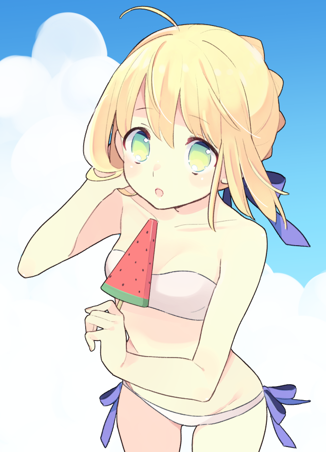 1girl 87banana ahoge artoria_pendragon_(fate) bikini blonde_hair blue_bow blue_sky bow cloud fate/stay_night fate_(series) food green_eyes hair_bow looking_at_viewer popsicle saber sky solo swimsuit watermelon_bar white_bikini