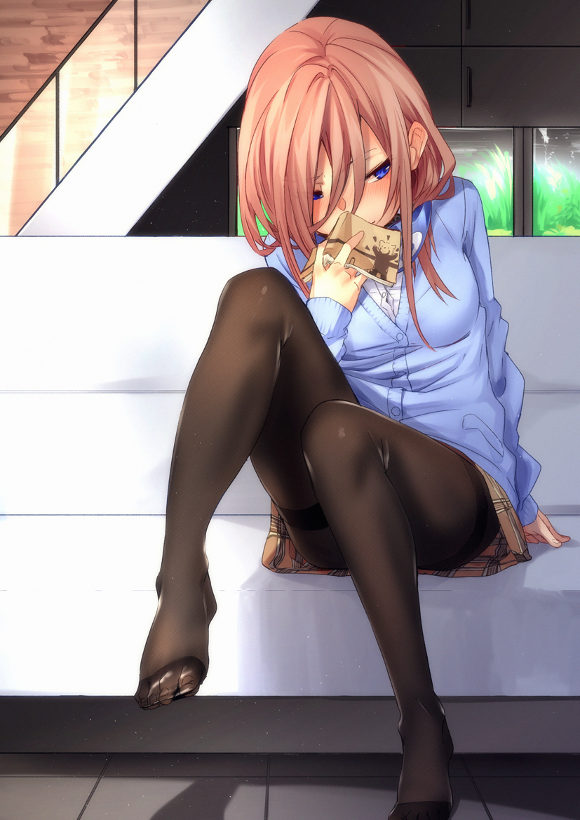 1girl bangs black_legwear blue_cardigan blue_eyes blush book breasts brown_skirt closed_mouth commentary_request couch feet fu-ta go-toubun_no_hanayome hair_between_eyes headphones headphones_around_neck holding holding_book indoors legs long_sleeves looking_down medium_breasts medium_hair nakano_miku on_couch pantyhose pink_hair shirt sitting skirt solo thighs white_shirt
