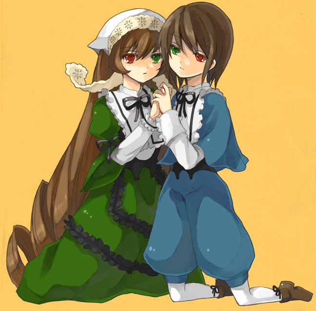 blue_dress brown_hair collar dress frilled_shirt_collar frills full_body green_dress green_eyes head_scarf holding_hands long_hair long_sleeves looking_at_viewer lowe_(slow) multiple_girls pantyhose red_eyes rozen_maiden shoes siblings simple_background sisters souseiseki suiseiseki twins very_long_hair white_legwear yellow_background