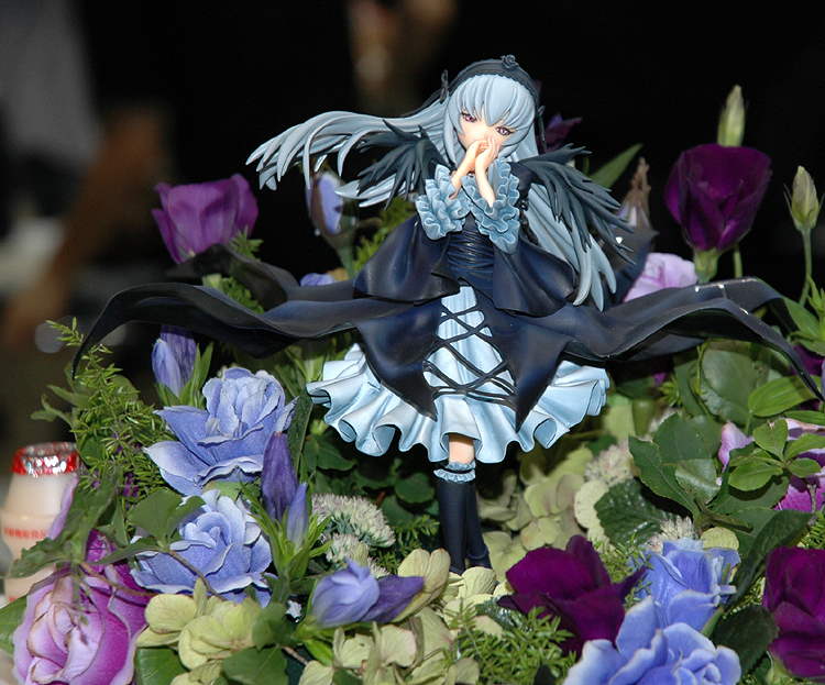 figure flower long_hair long_sleeves photo rozen_maiden solo suigintou wings wonder_festival wonder_festival_2005