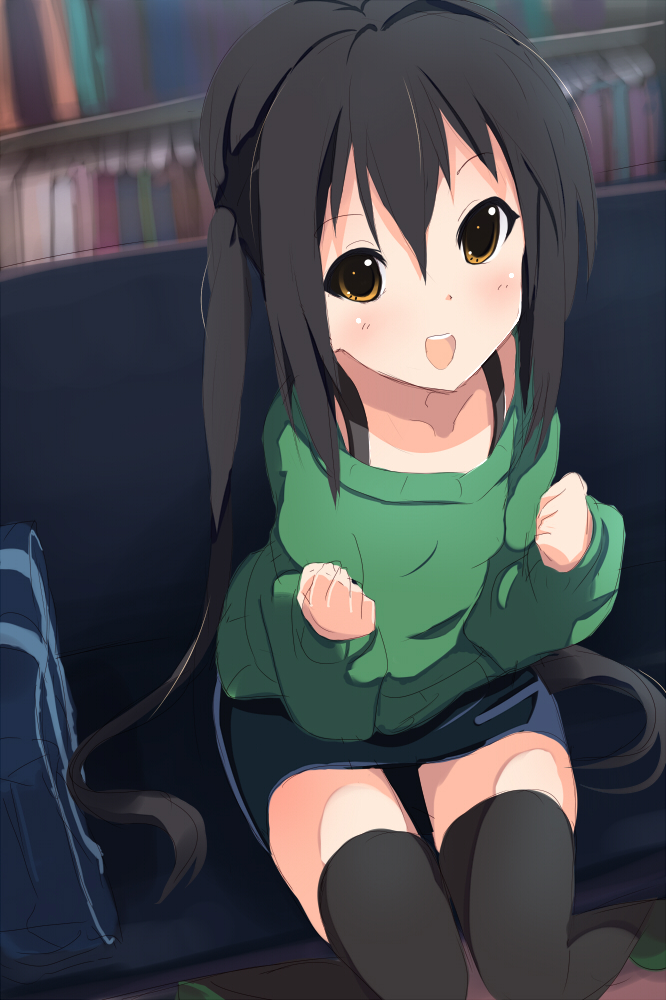 bag black_hair brown_eyes couch green_shirt k-on! long_hair nakano_azusa shirt solo sora_to_umi sweater thighhighs twintails