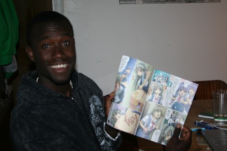 ass clannad dark_skin doujin fujibayashi_kyou fujibayashi_ryou happy lol lowres photo real sakagami_tomoyo smile teeth what