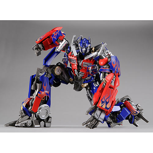 action_pose autobot_leader lowres mecha model optimus_prime transformers_3_dark_of_the_moon