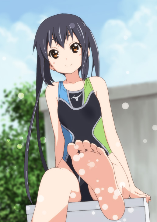 arm_support barefoot black_hair brown_eyes competition_swimsuit day errant feet foreshortening k-on! long_hair mizuno nakano_azusa one-piece_swimsuit sitting smile soles solo splashing swimsuit twintails