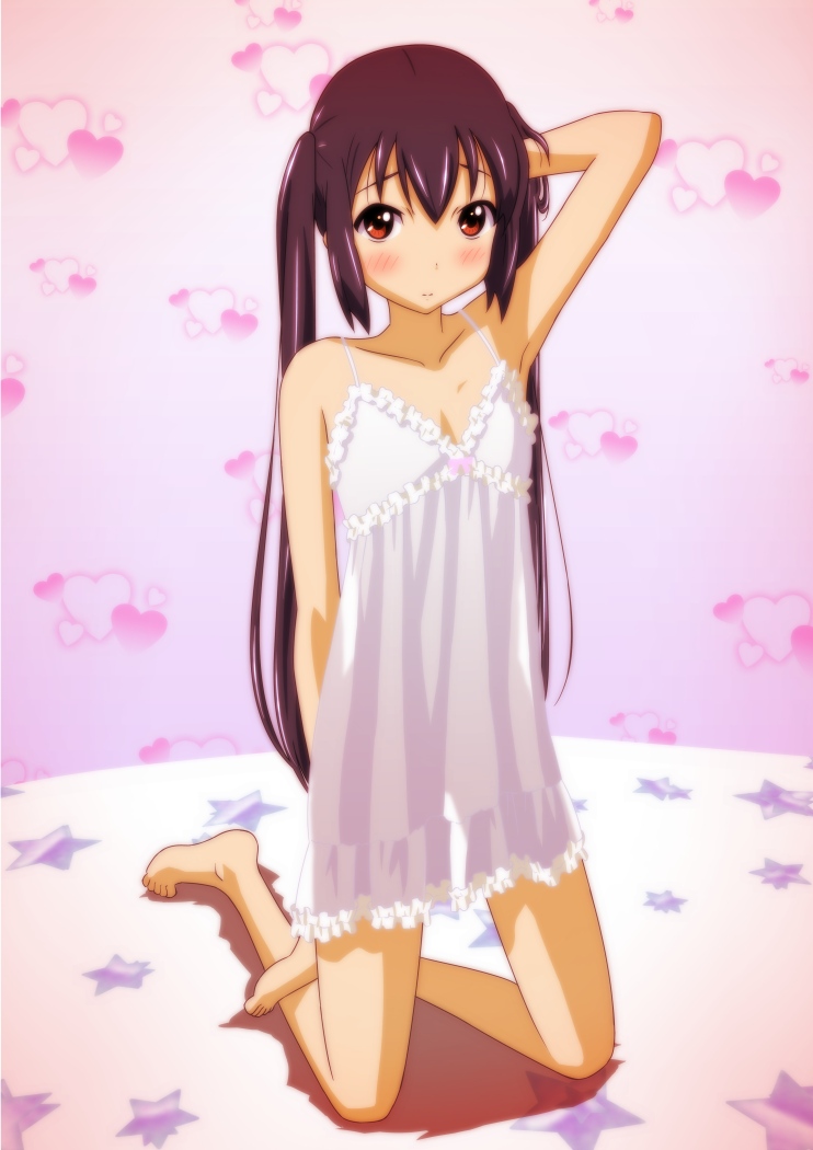 armpits bad_feet bad_id bad_pixiv_id barefoot black_hair face flat_chest k-on! kneeling long_hair nakano_azusa nightgown oku_no_shi red_eyes solo twintails